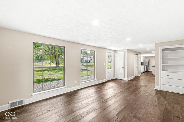 68 E 500 N, Anderson, IN 46012