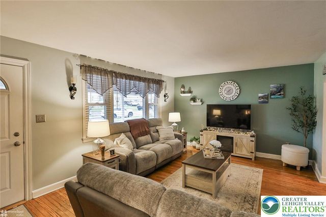 2805 Liberty Street, Easton, PA 18045