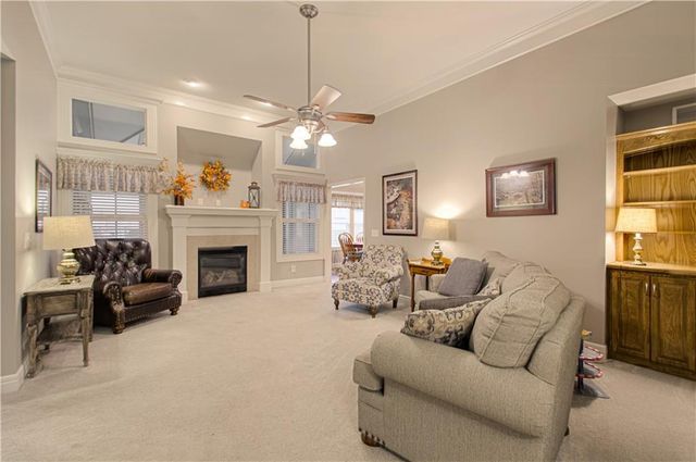 1004 Hackberry Court, Liberty, MO 64068