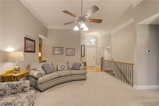 1004 Hackberry Court, Liberty, MO 64068