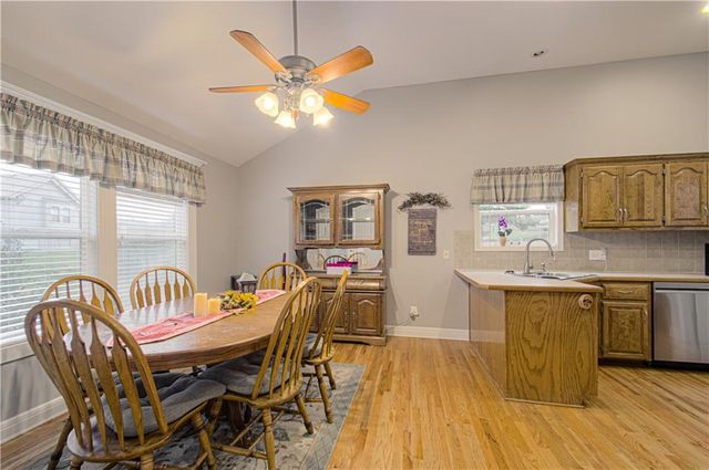 1004 Hackberry Court, Liberty, MO 64068