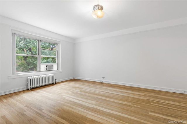250 Bronxville Road 4H, Bronxville, NY 10708