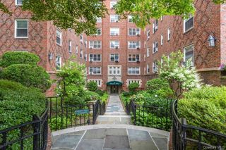 250 Bronxville Road 4H, Bronxville, NY 10708