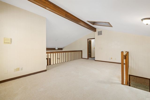 271 N McClellan St Apt 105, Auburn, IN 46706