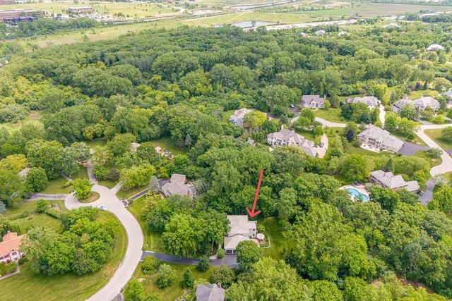 2145 Kenton Lane, Libertyville, IL 60048