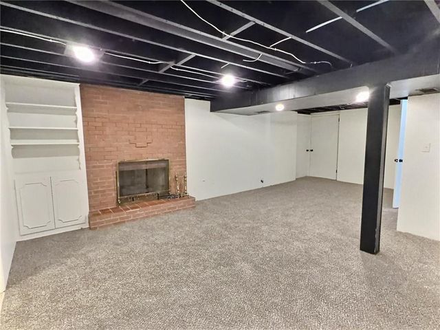 8023 Freeman Avenue, Kansas City, KS 66112