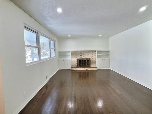 8023 Freeman Avenue, Kansas City, KS 66112