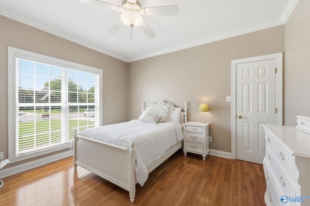 2018 Englewood Place SW, Decatur, AL 35603