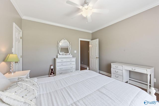 2018 Englewood Place SW, Decatur, AL 35603