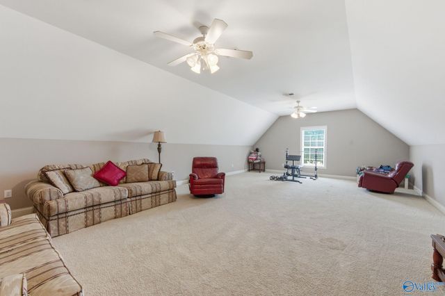 2018 Englewood Place SW, Decatur, AL 35603