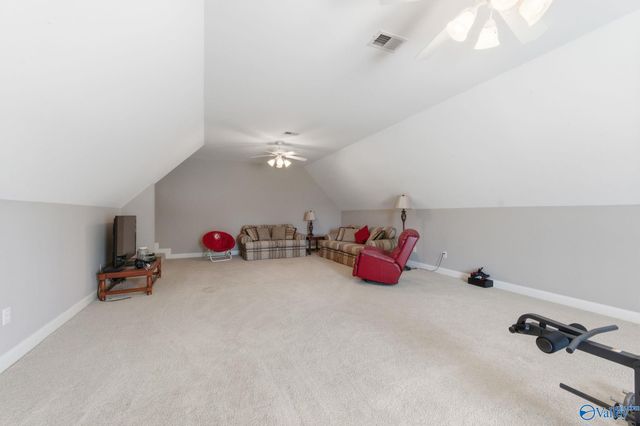 2018 Englewood Place SW, Decatur, AL 35603