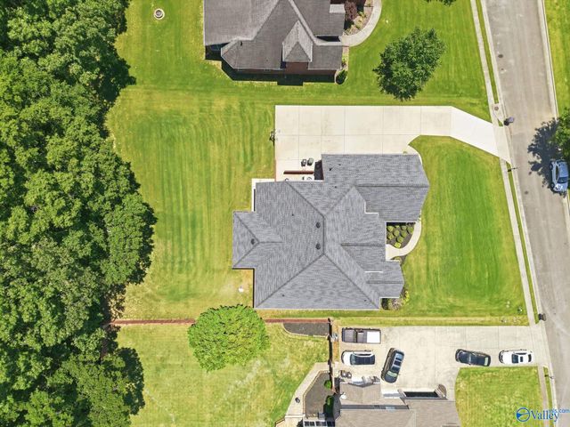 2018 Englewood Place SW, Decatur, AL 35603