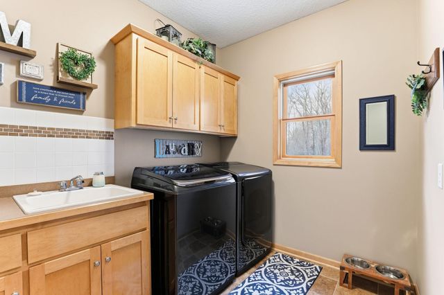 13927 Jodrell Street, Columbus, MN 55014