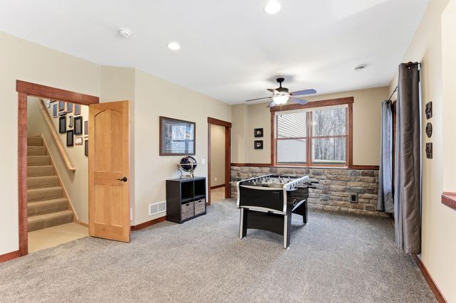 13927 Jodrell Street, Columbus, MN 55014