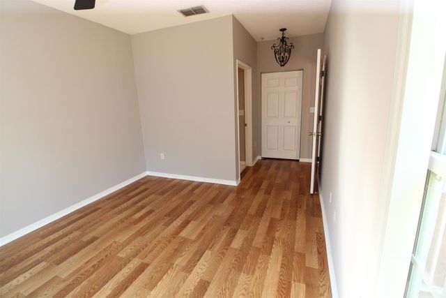 520 Florida Club Blvd 202, St Augustine, FL 32084