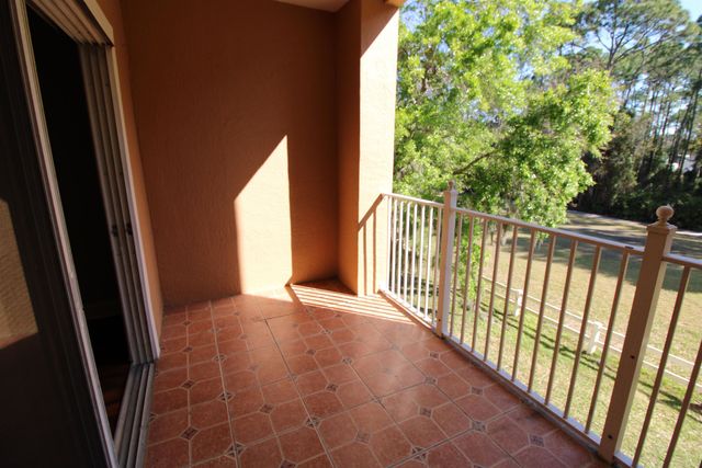 520 Florida Club Blvd 202, St Augustine, FL 32084