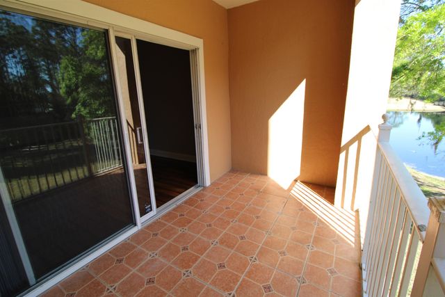 520 Florida Club Blvd 202, St Augustine, FL 32084