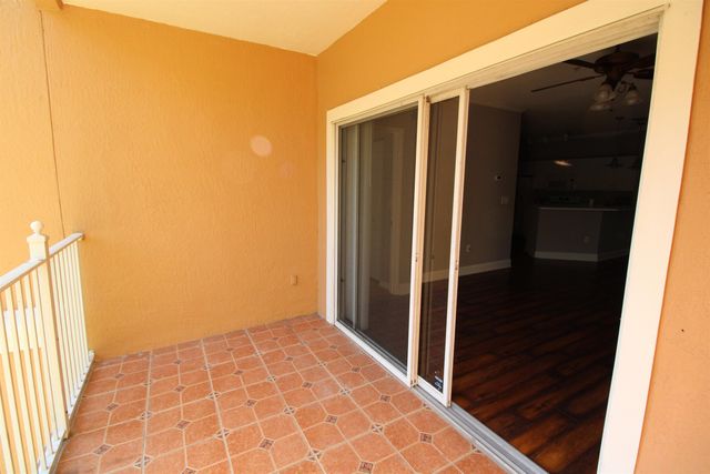 520 Florida Club Blvd 202, St Augustine, FL 32084