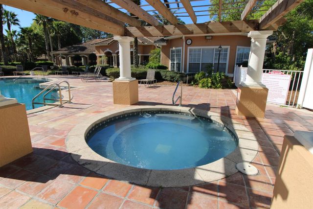 520 Florida Club Blvd 202, St Augustine, FL 32084