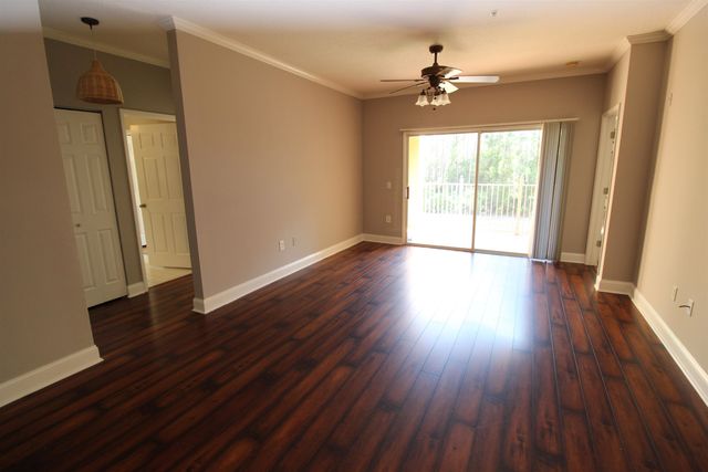 520 Florida Club Blvd 202, St Augustine, FL 32084