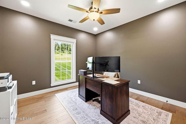 109 Leamington Dr, Bardstown, KY 40004