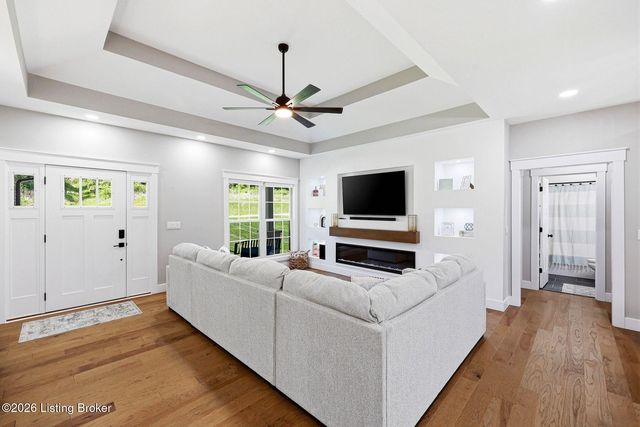 109 Leamington Dr, Bardstown, KY 40004