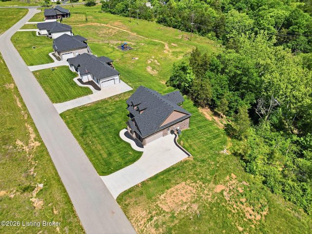 109 Leamington Dr, Bardstown, KY 40004