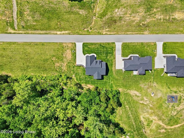 109 Leamington Dr, Bardstown, KY 40004