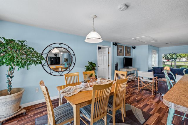 4517 Wildwood Circle, Granbury, TX 76049
