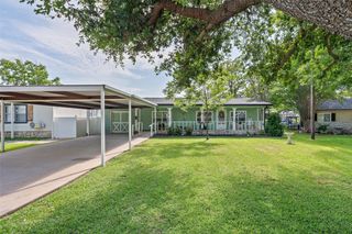 4517 Wildwood Circle, Granbury, TX 76049