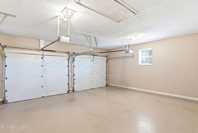 315 Silo Drive, Lenoir City, TN 37772