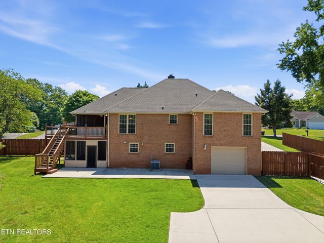 315 Silo Drive, Lenoir City, TN 37772