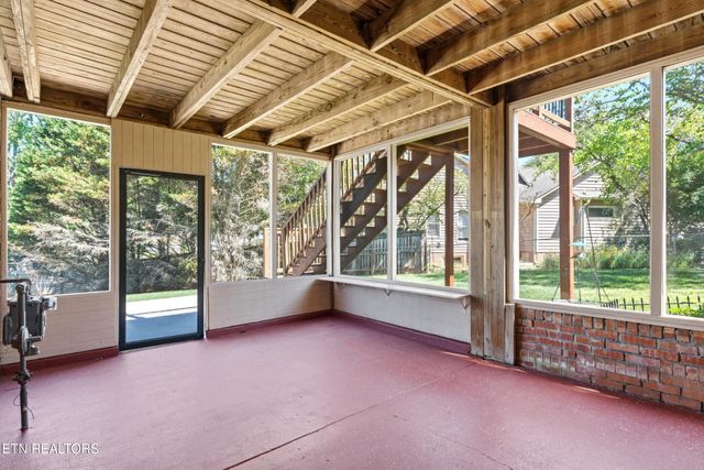 315 Silo Drive, Lenoir City, TN 37772