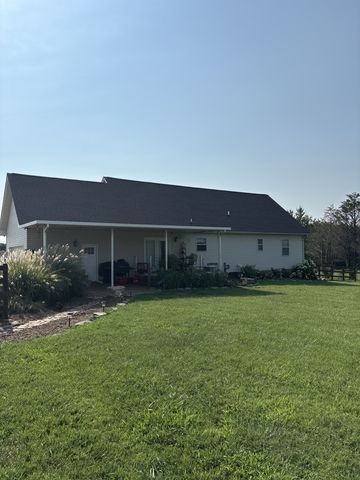 9949 Midland Rd, Bell Buckle, TN 37020