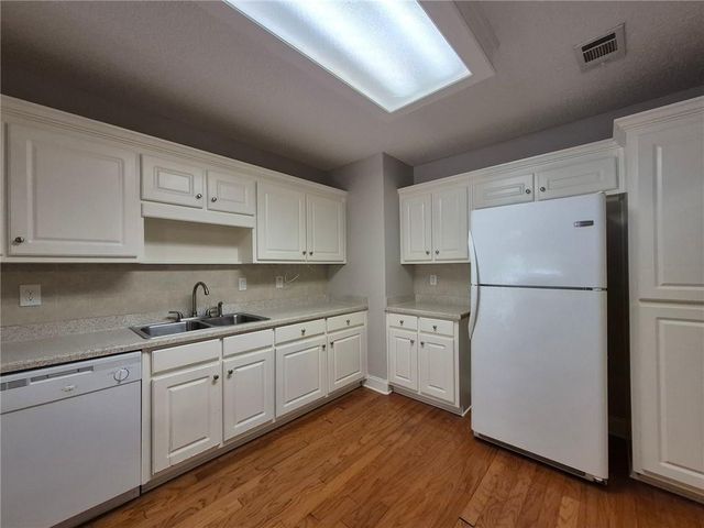 3232 Glenloch Place, Lawrenceville, GA 30044