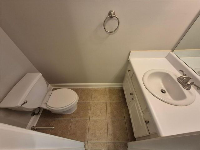 3232 Glenloch Place, Lawrenceville, GA 30044