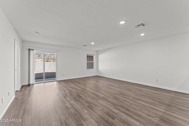 716 DYLAN Court, Wickenburg, AZ 85390