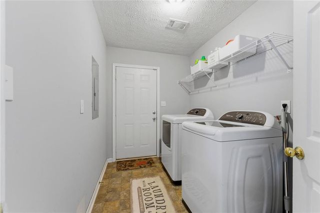 2341 Glebe Court, Lovejoy, GA 30228