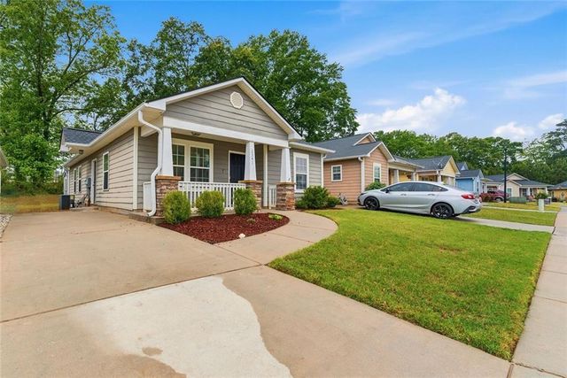 2341 Glebe Court, Hampton, GA 30228