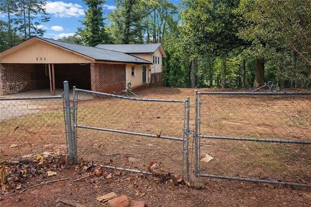 600 San Pablo Court, Stone Mountain, GA 30083