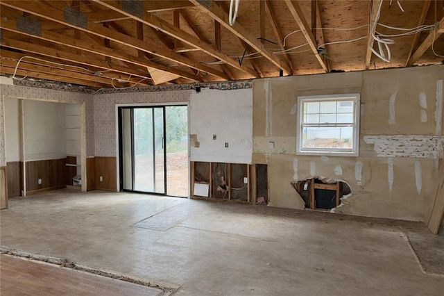 600 San Pablo Court, Stone Mountain, GA 30083