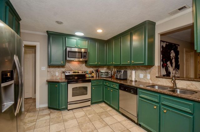 4315 Fernwood Drive, Houston, TX 77021