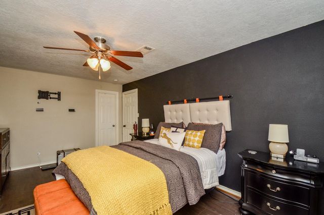 4315 Fernwood Drive, Houston, TX 77021