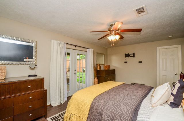 4315 Fernwood Drive, Houston, TX 77021