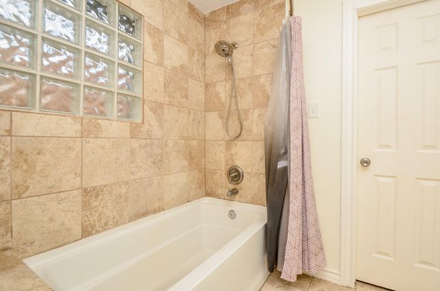 4315 Fernwood Drive, Houston, TX 77021