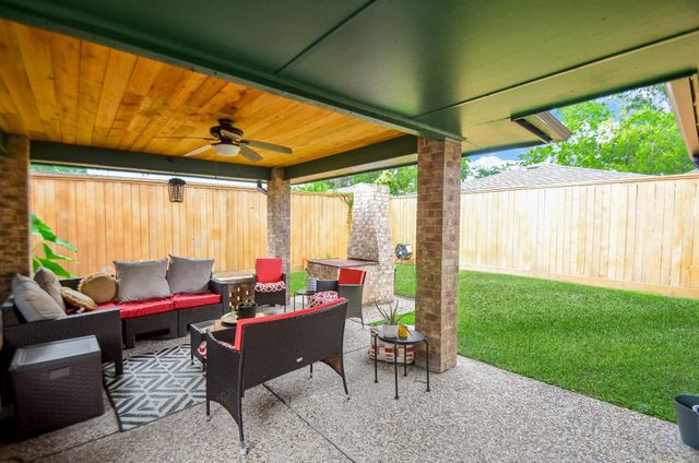 4315 Fernwood Drive, Houston, TX 77021