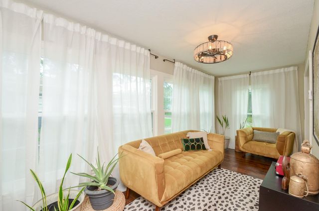 4315 Fernwood Drive, Houston, TX 77021