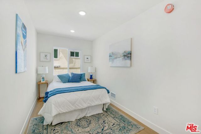 1129 S Citrus Avenue, Los Angeles, CA 90019