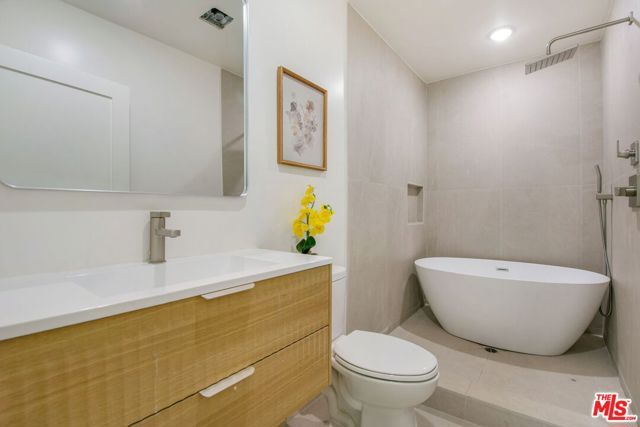 1129 S Citrus Avenue, Los Angeles, CA 90019