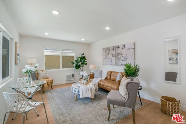 1129 S Citrus Avenue, Los Angeles, CA 90019